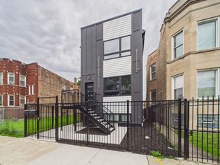 6624 S Champlain Avenue B, Chicago, IL 60637