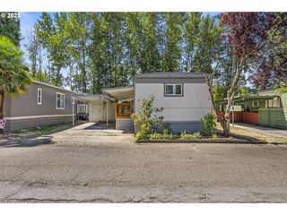 15758 Se HIGHWAY 224 26, Damascus, OR 97089
