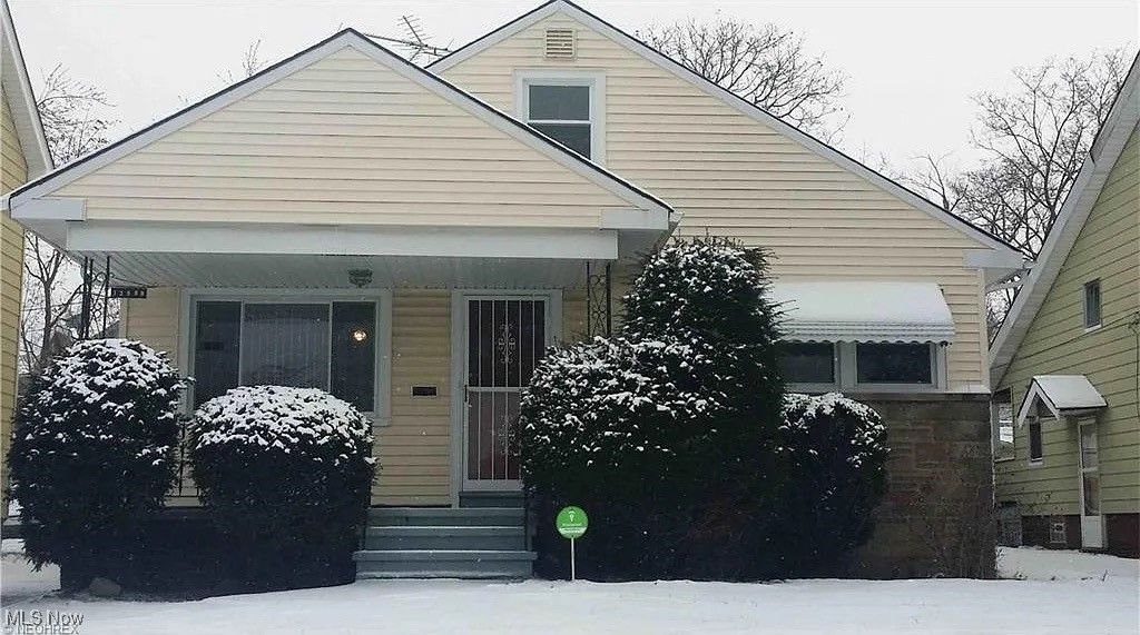 13809 Christine Avenue, Garfield Heights, OH 44105