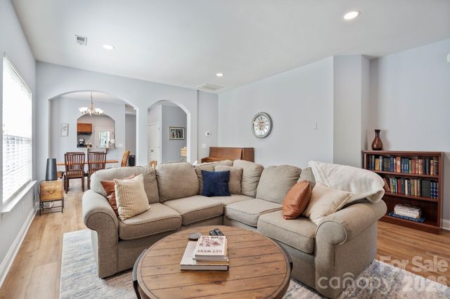 19303 Pocono Lane, Cornelius, NC 28031