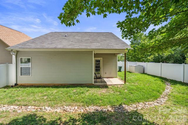 19303 Pocono Lane, Cornelius, NC 28031