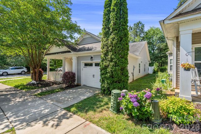 19303 Pocono Lane, Cornelius, NC 28031