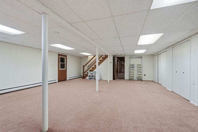 73 N Maple St, Hadley, MA 01035