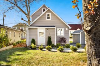 15 Douglas Street, Sayreville, NJ 08872