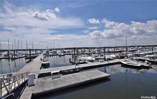 35 Linwood Road S, Port Washington, NY 11050