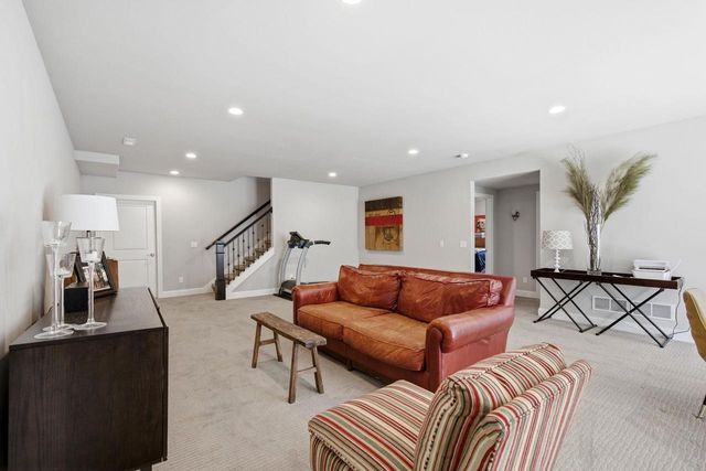 905 Castle Stone Pass, Verona, WI 53593