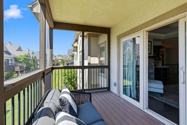 905 Castle Stone Pass, Verona, WI 53593