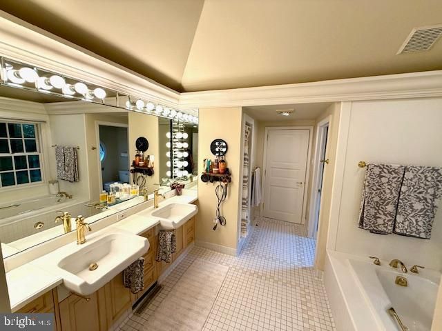 117 S 8TH ST, Mount Wolf, PA 17347