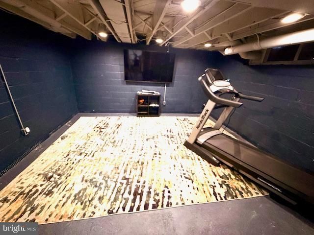 117 S 8TH ST, Mount Wolf, PA 17347