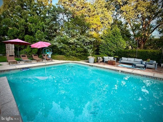 117 S 8TH ST, Mount Wolf, PA 17347