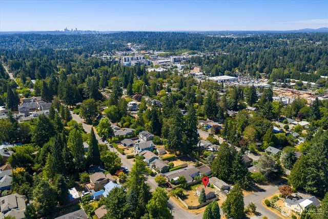 13757 39th Avenue NE, Seattle, WA 98125