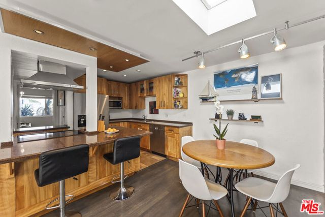 970 Palm Avenue 209, West Hollywood, CA 90069