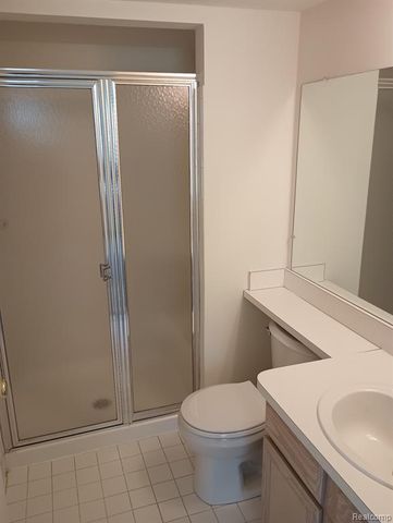 6379 Sheppard Drive 90, Westland, MI 48185