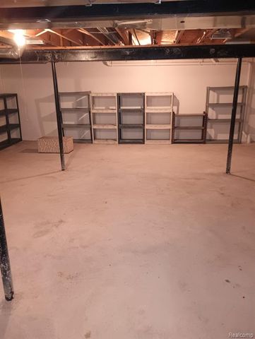 6379 Sheppard Drive 90, Westland, MI 48185