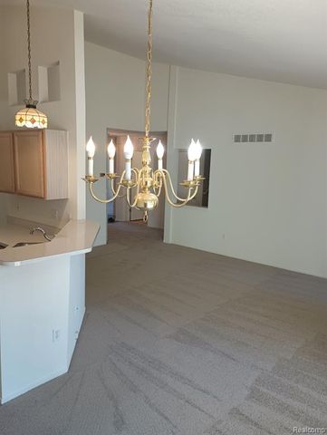 6379 Sheppard Drive 90, Westland, MI 48185