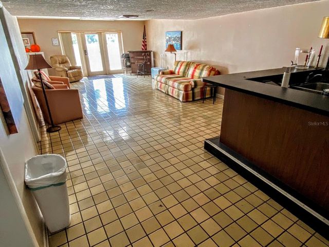 601 N MCDONALD STREET 208, Mount Dora, FL 32757