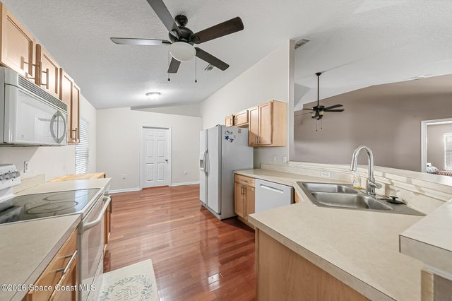 2180 Brookshire Circle, Melbourne, FL 32904