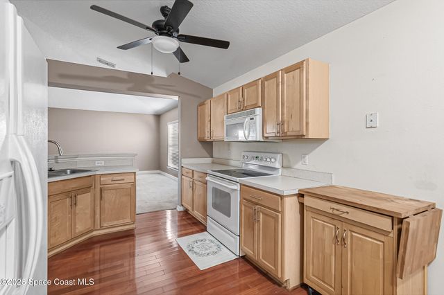 2180 Brookshire Circle, Melbourne, FL 32904