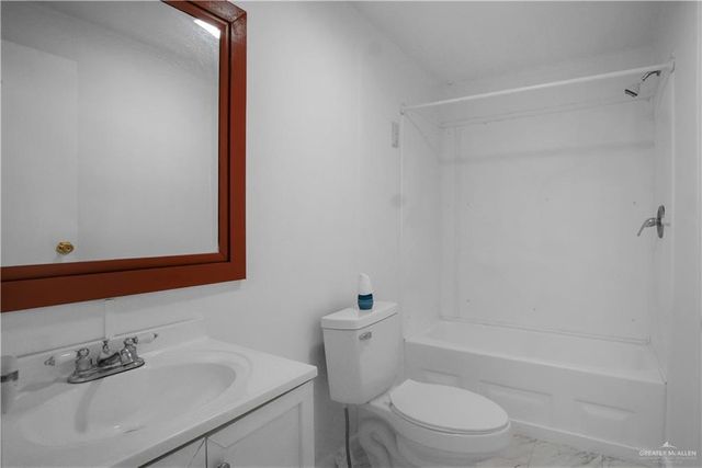 6710 S Moon Lane, Pharr, TX 78577