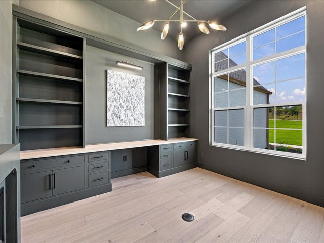 1013 Bear Creek Ranch Rd, Aledo, TX 76008