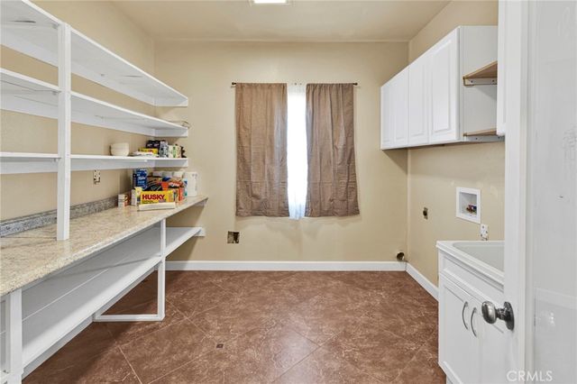 15835 Sloan, Apple Valley, CA 92307