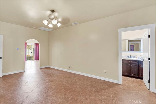 15835 Sloan, Apple Valley, CA 92307