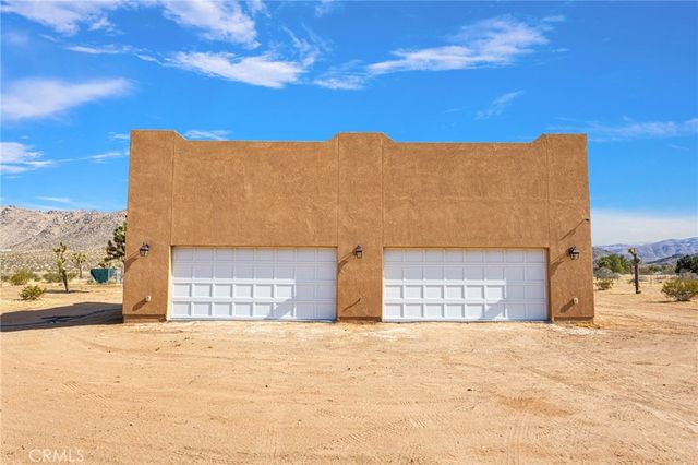 15835 Sloan, Apple Valley, CA 92307