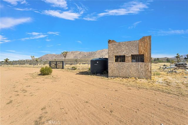 15835 Sloan, Apple Valley, CA 92307