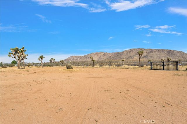 15835 Sloan, Apple Valley, CA 92307