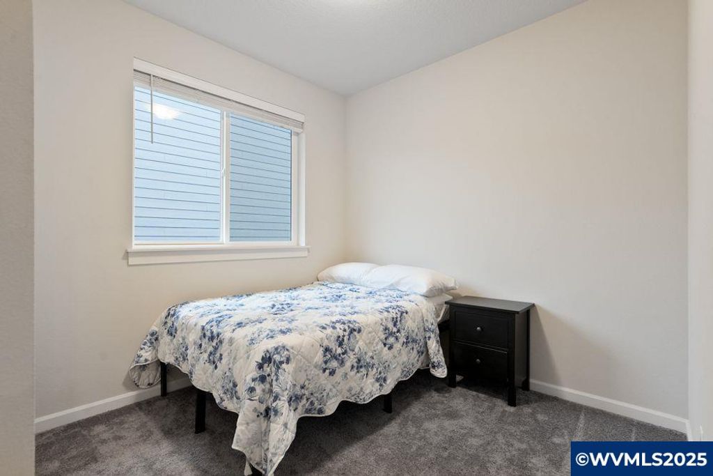 Image 15 of property listing at 6335 SE Rebecca St, Albany, OR 97322