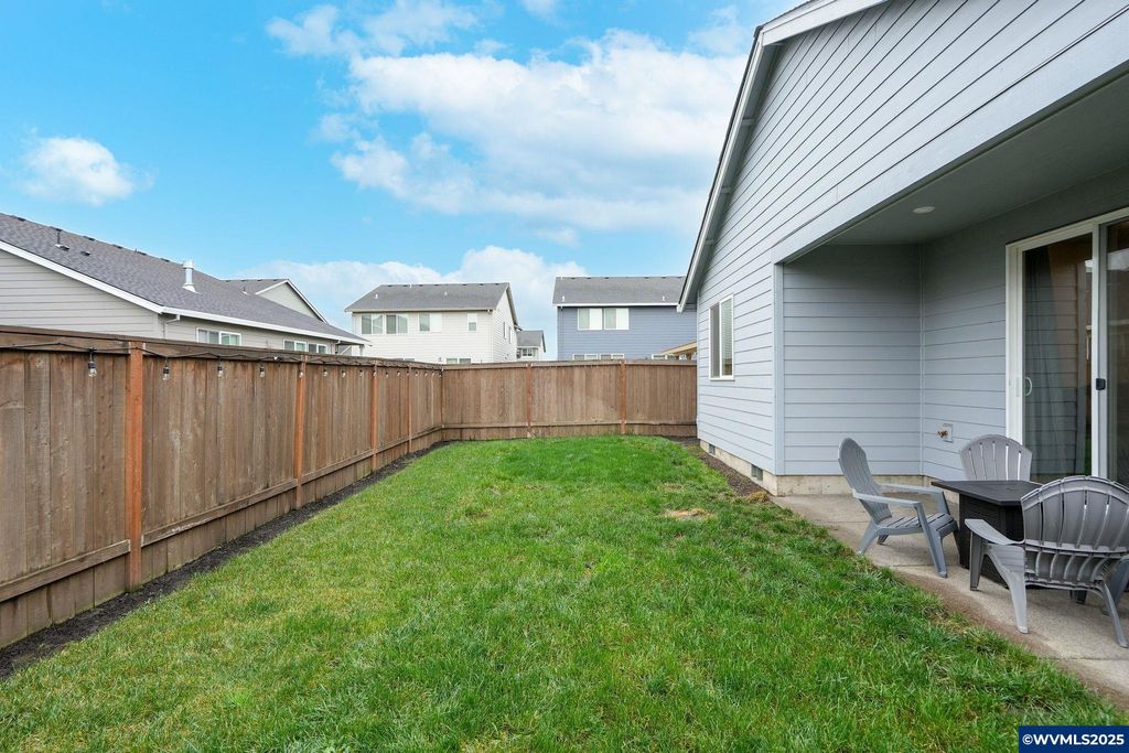 Image 29 of property listing at 6335 SE Rebecca St, Albany, OR 97322