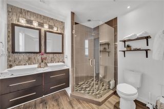 710 NE 141st St, North Miami, FL 33161