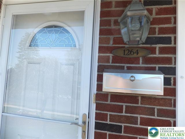 1264 California Avenue, Whitehall Twp, PA 18052