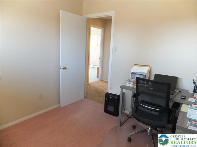 1264 California Avenue, Whitehall Twp, PA 18052