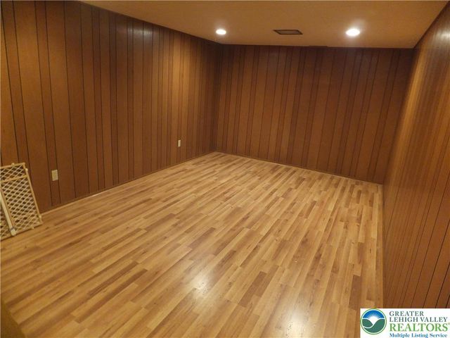 1264 California Avenue, Whitehall Twp, PA 18052