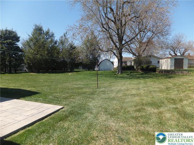 1264 California Avenue, Whitehall Twp, PA 18052