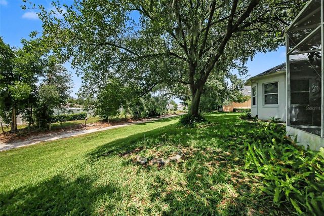 5127 AURORA DRIVE, Leesburg, FL 34748