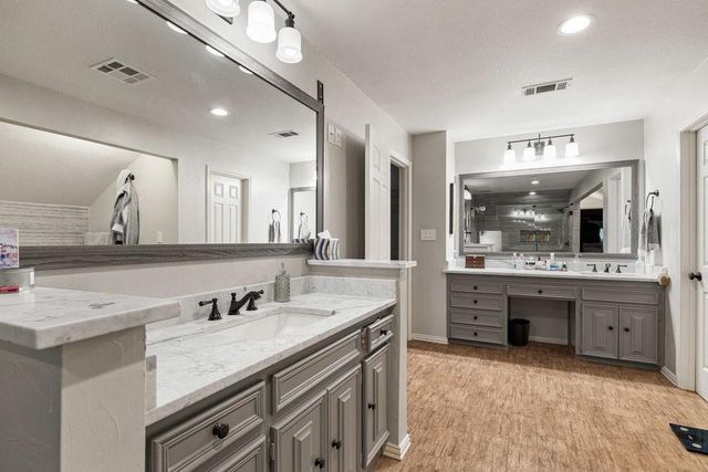 10301 La Costa DR, Austin, TX 78747