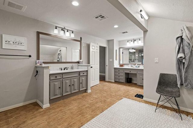 10301 La Costa DR, Austin, TX 78747