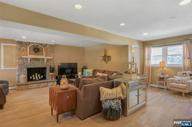 236 Oak Avenue, River Vale, NJ 07675