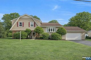 236 Oak Avenue, River Vale, NJ 07675