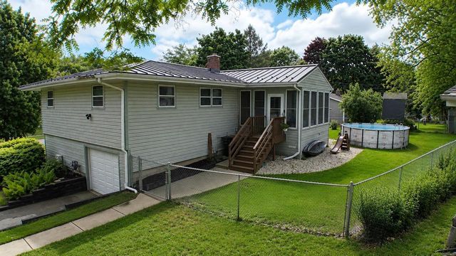 1422 Ellen Avenue, Madison, WI 53716