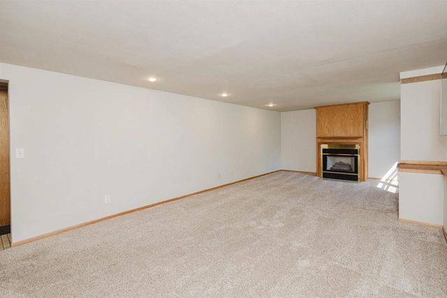 1422 Ellen Avenue, Madison, WI 53716
