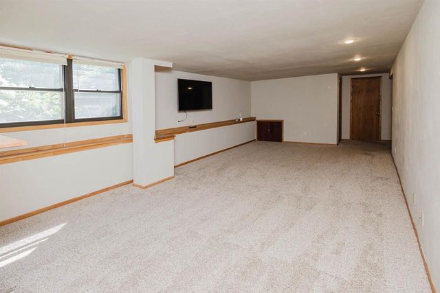1422 Ellen Avenue, Madison, WI 53716
