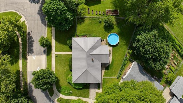 1422 Ellen Avenue, Madison, WI 53716