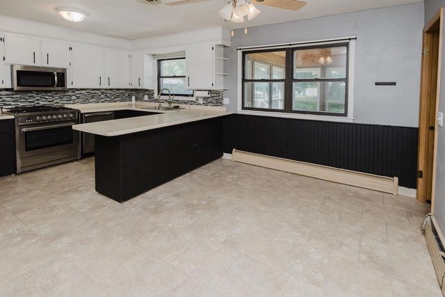 1422 Ellen Avenue, Madison, WI 53716