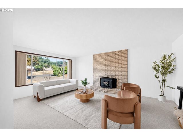 12351 Se ANNA Ct, Damascus, OR 97089