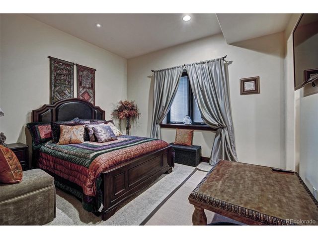 118 Gold Piece Dr, Breckenridge, CO 80424