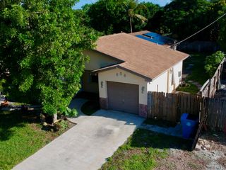 656 NW 1st Avenue, Boynton Beach, FL 33426