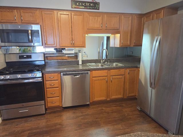 8815 W Golf Road 3A, Niles, IL 60714